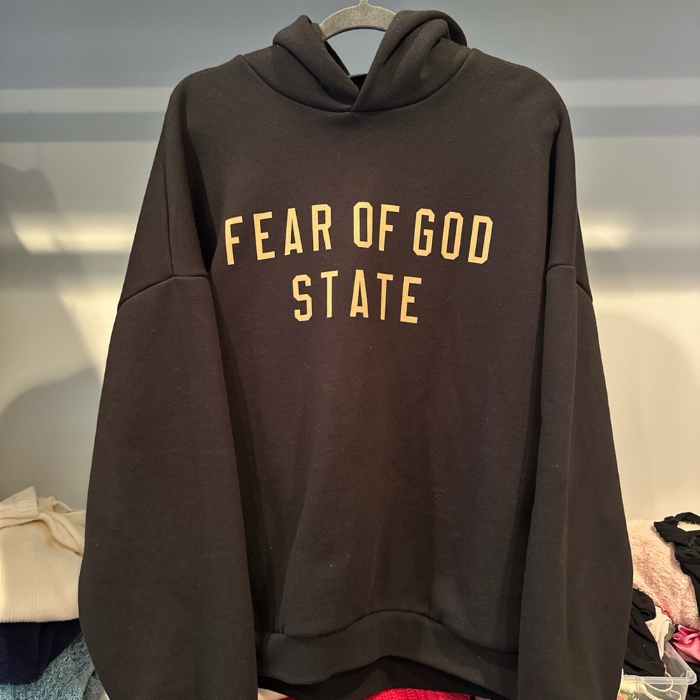 Essentials Black Sweater Classic Pullover Design